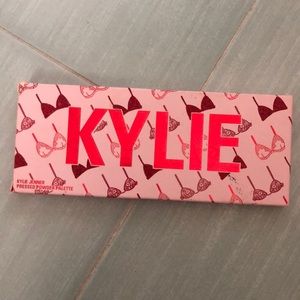 Kylie cosmetics Valentine’s Day palette